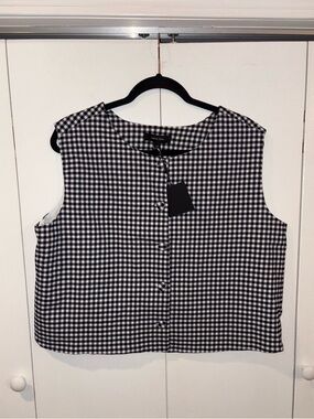 NWT Autres Filles Gingham Black and White Vest Size Large